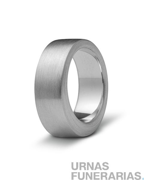 Elegante anillo de plata en URNAS-FUNERARIAS.