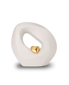 Miniurna cerámica blanca mate con corazón de oro