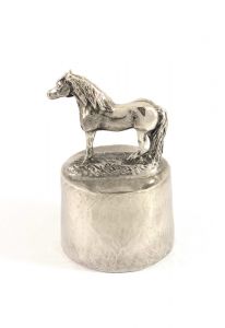 Urna caballo de plata estaño