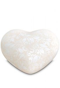 Urna funeraria en forma de corazón semierguido con motivo floral - Colección Love