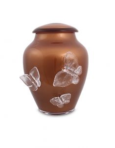 Urna incineración de cristal con mariposas marrón óxido