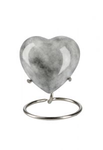 Urna pequeña corazón 'Elegance' con aspecto de piedra natural gris (incl. soporte de urna)