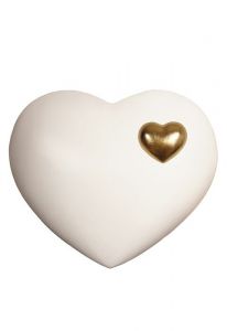 Urna en forma de corazón de madera de tilo blanca con pequeño corazón dorado