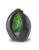 Urna cerámica ‘Forever Framed’ en gris oscuro, personalizable con imagen